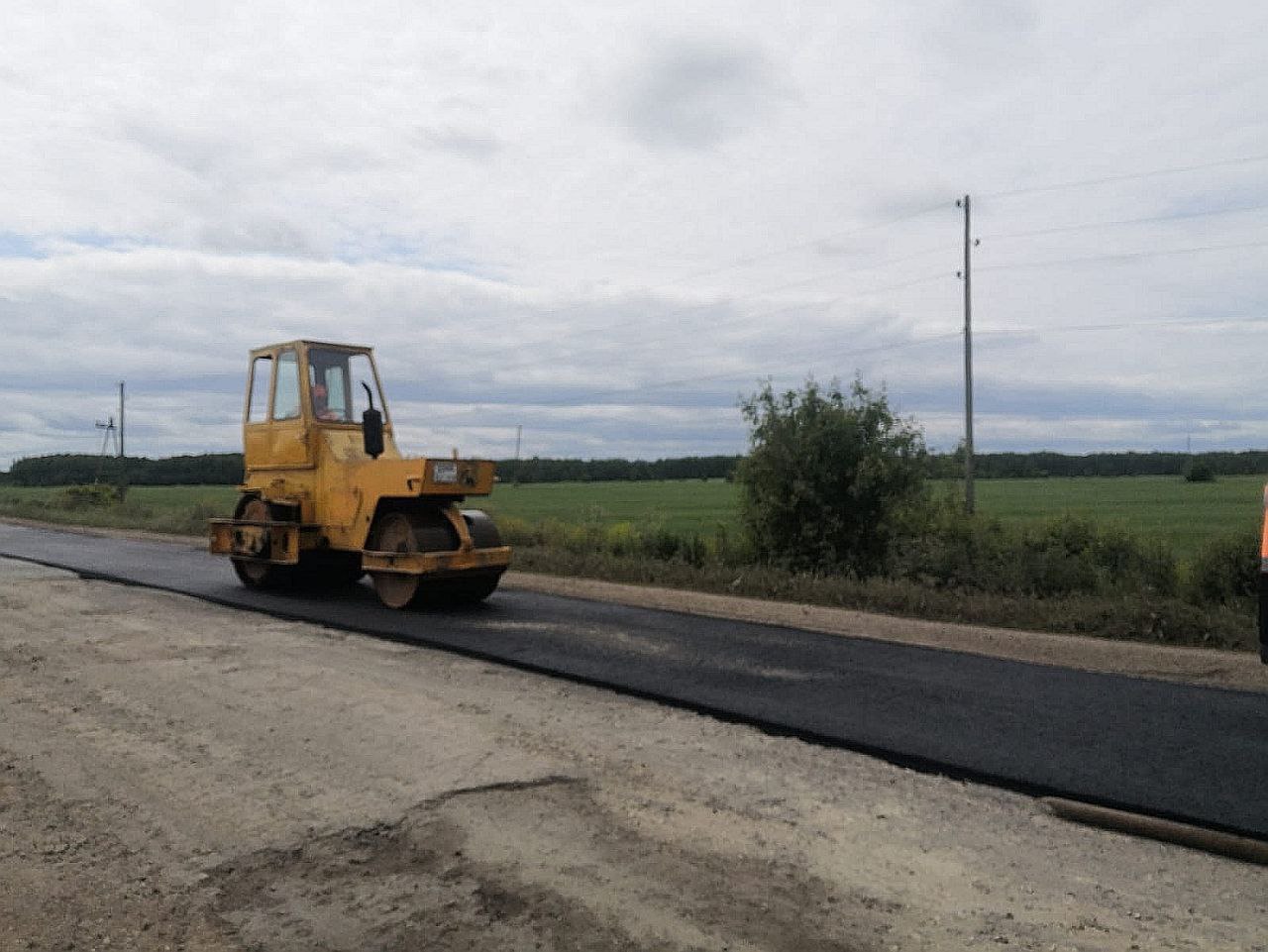 В Кировской области идет ремонт 125 километров дорог за счет «дорожного миллиарда».